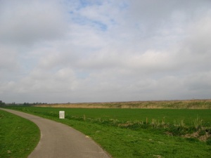 Zwijndrecht dump, along the Oude Maas 
